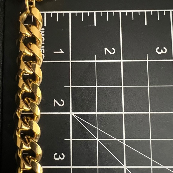 Vtg St John Gold Tone Layered Medallion Curb Chain Statement Belt 40\